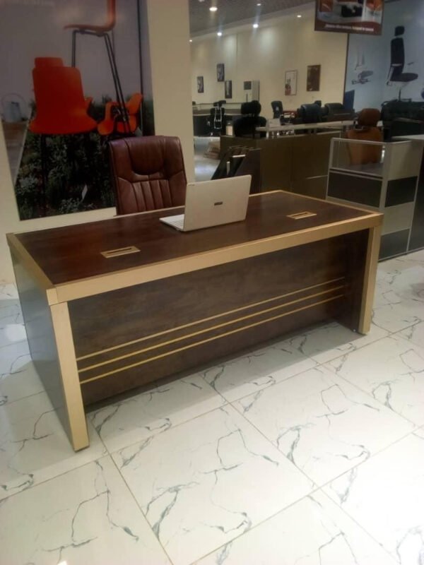 1.6 Meter Executive Table